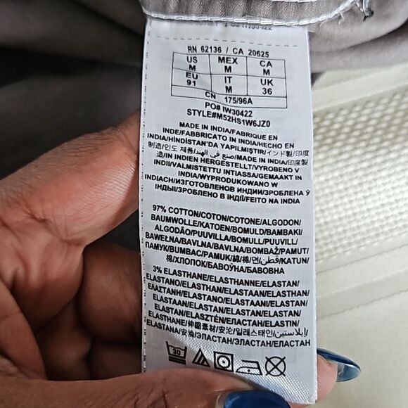 Guess Men's Two-Tone Slim Fit Button Down Long Sleeves Shirt Medium White/ Gray - Picture 10 of 16